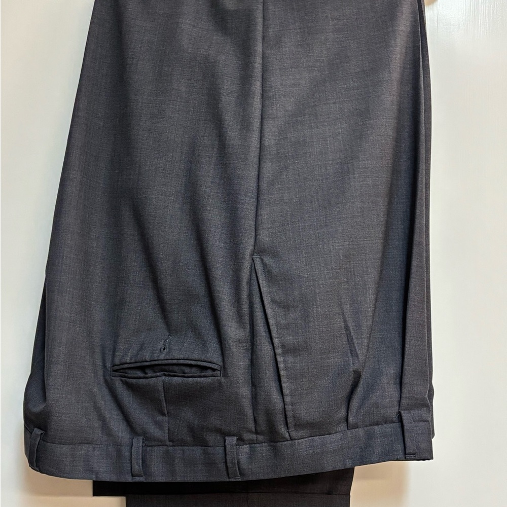 Hart Schaffner Marx Dress Pants size 44 x 32 - Picture 4 of 5
